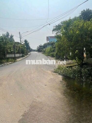 tôi chính chủ muốn bán nhanh đất mặt tiền 