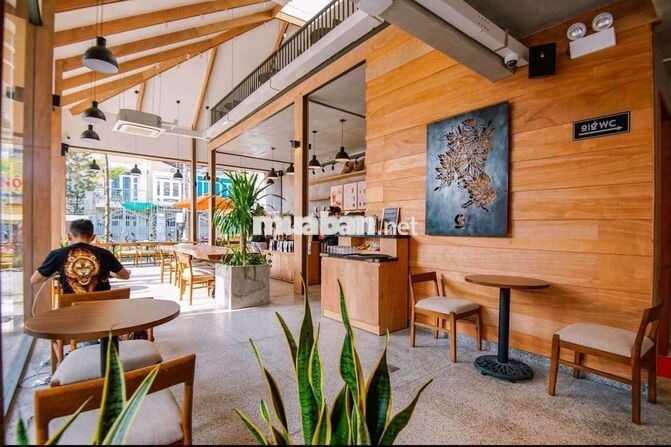 Cho Thuê Nhà Góc 2 Mặt Tiền 👉 DT 20 x 15m 1Trệt 1 Lầu