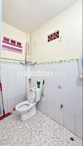 Nhà Cấp 4 Gá00000000002700021722ỗi, Hẻm Ô Tô, 2,7 Tỷ