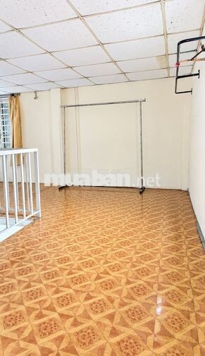 Nhà Cấp 4 Gá00000000002700021722ỗi, Hẻm Ô Tô, 2,7 Tỷ
