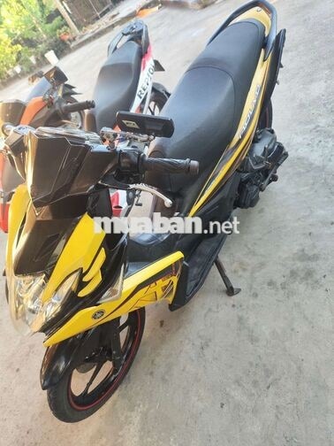 Yamaha Nouvo 5 FI 2013 Vàng đen mới tinh di on djh