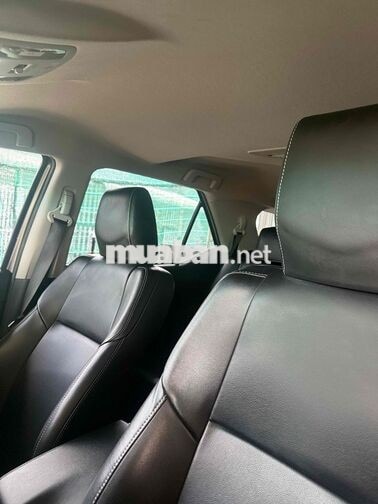 Toyota Fortuner 2.4L 4x2 MT 2023 Đồng ánh kim