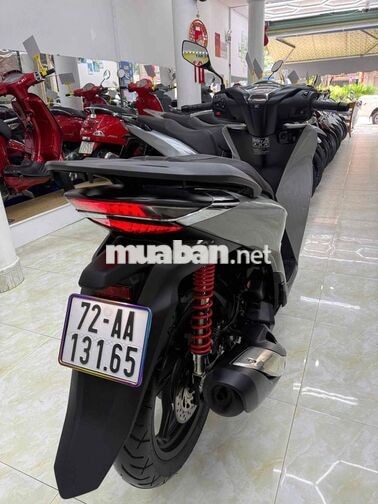 Honda SH 125 ABS 2025 Xám xi măng 2000 km