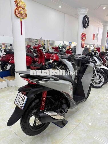 Honda SH 125 ABS 2025 Xám xi măng 2000 km