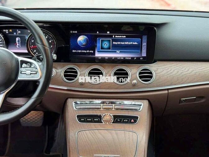Mercedes-Benz C200 2019 Đen 60000 km