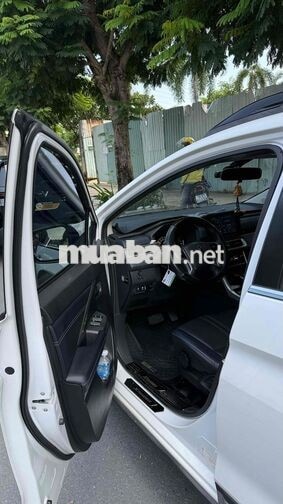 Mitsubishi Xpander Cross 2024 Trắng 60.000km