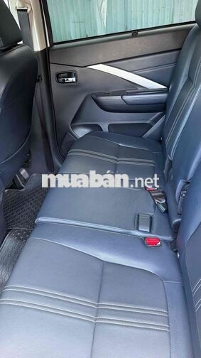 Mitsubishi Xpander Cross 2024 Trắng 60.000km