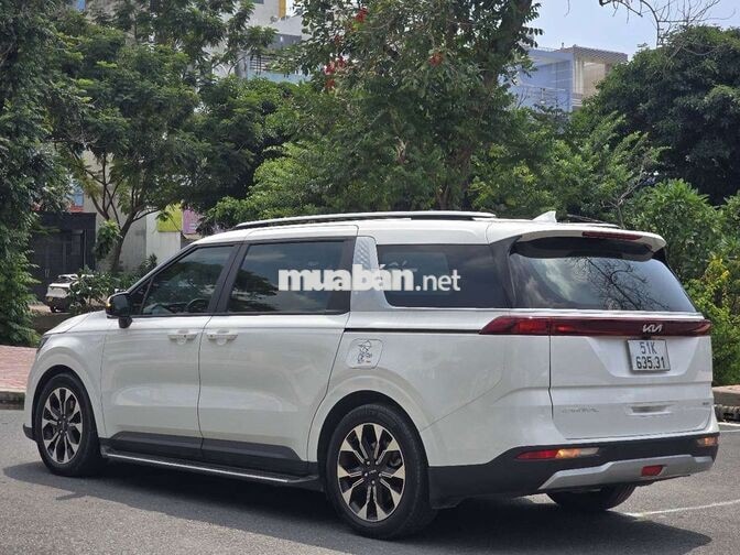 KIA CARNIVAL 2.2L SX 2023 LUXURY DẦU 8GHE 76000KM