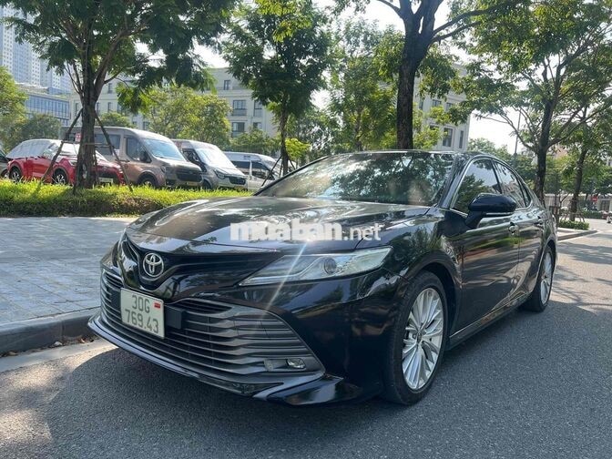Toyota Camry 2.5Q 2020 Đen