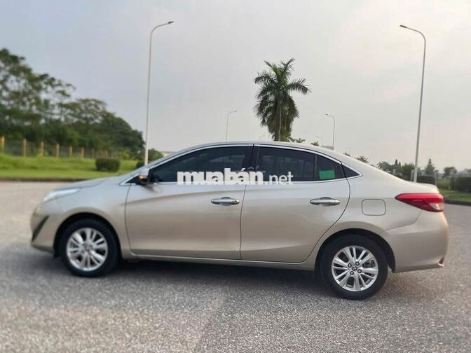 Toyota Vios E 2019 Số sàn Vàng cát