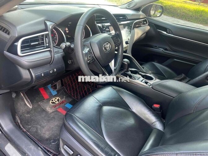 Toyota Camry 2.5Q 2020 Đen