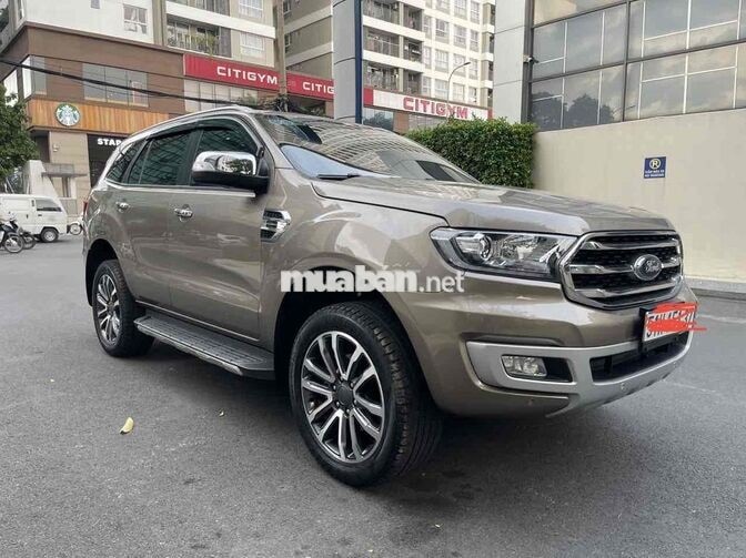 xe Everest 1 cầu đẹp không lỗi