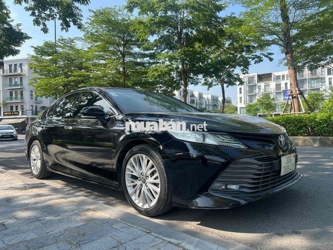 Toyota Camry 2.5Q 2020 Đen