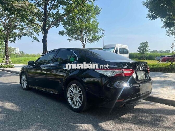 Toyota Camry 2.5Q 2020 Đen