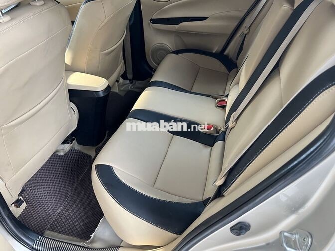 Toyota Vios E 2019 Số sàn Vàng cát