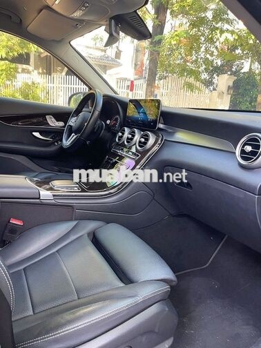 Mercedes-Benz GLC 200 2021 69000 km Đen