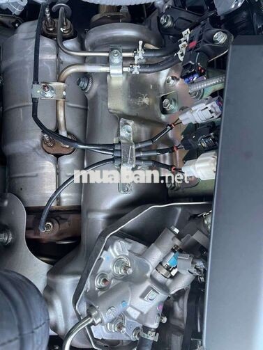 Fortuner Legender 2025, 14 ngàn km, sơn zin 100%