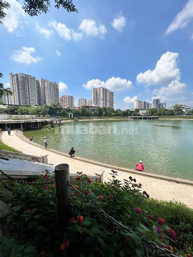 Bán căn hộ chung cư 50m2 khu Trung Hoà Nhân Chính
