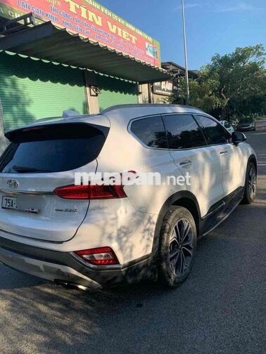 Hyundai SantaFe 2020 Trắng 7 chỗ Dầu Tự động