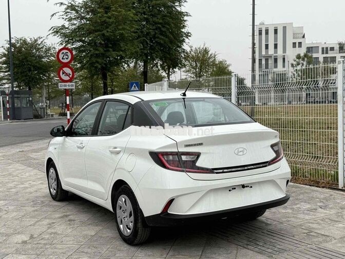 Hyundai I10 Sedan 2025 Trắng 2800 km
