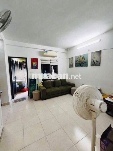 Bán Nhà Khu Tập Thể 2AAn Dương Vương Tây Hồ 42m2 Có Sổ