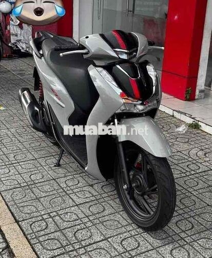 Honda SH 160i ABS Xám đen 2000 km