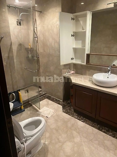 Chính chủ bán căn hộ Vincom Đồng Khởi Q1 - 160m2 chỉ từ 54 tỷ