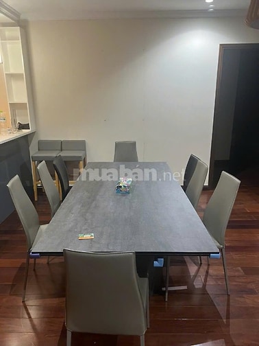 Chính chủ bán căn hộ Vincom Đồng Khởi Q1 - 160m2 chỉ từ 54 tỷ