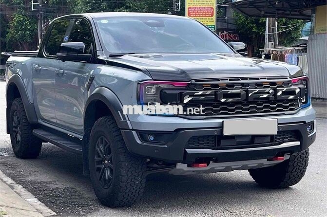 Raptor Lướt 2025 Hỗ Trợ Góp Xe Tại Ford Cam Kết