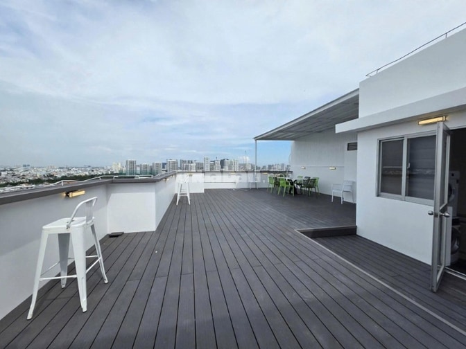 Cho thuê Penthouse - Satra Eximland (219m2, 4 phòng ngủ) 49 triệu/th