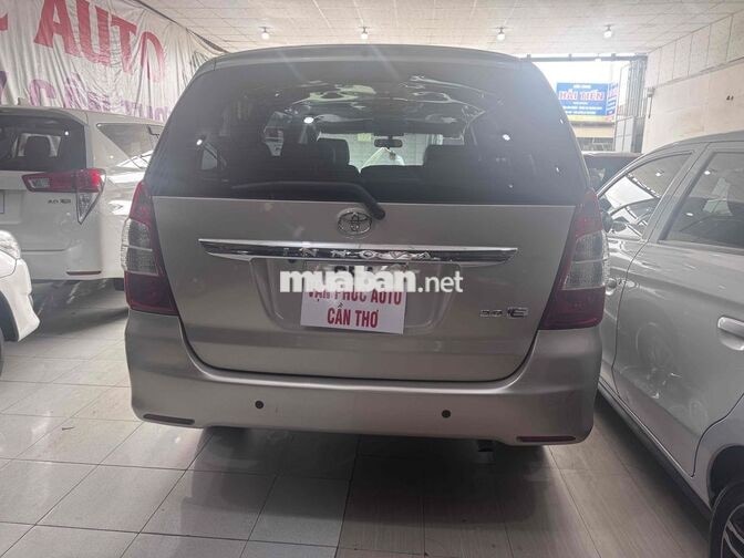 Toyota Innova 2.0E 2013 Vàng cát Số sàn