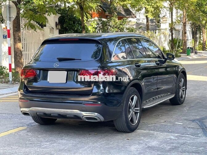 Mercedes-Benz GLC 200 2021 62000 km Đen