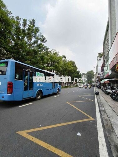 🔥 CHO THUÊ NHÀ MẶT TIỀN GẦN HẢI THƯỢNG LÃN ÔNG, Q5 – 4,5x17M –15 PHÒNG