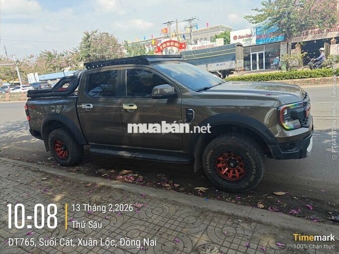 Ford Ranger XLS 1 cầu Tự động màu Nâu