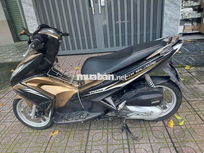 Honda Air Blade 125 2013 Vàng đồng, Đen