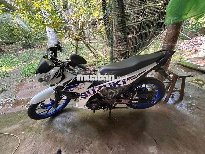 Suzuki Raider F150 Trắng xanh