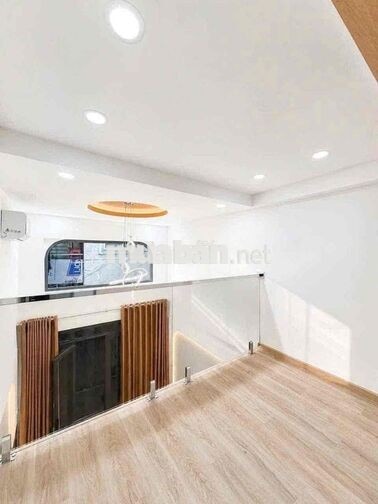 cho thê căn nhà mới sây hẻm xe hơi khu dân trí cao cách mặt tiền 200m