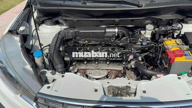 Suzuki Ertiga GLX 2020 Trắng Tự động 7 chỗ