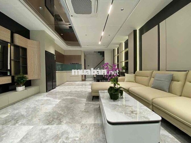 bán nhà gia thuỵ Nguyễn Văn Cừ Phường Bồ Đề 50m2 x 6 tầng