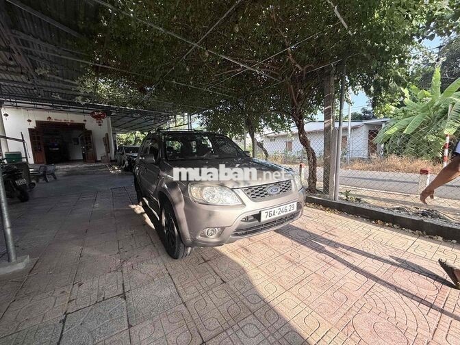 Ford Escape XLS 2011 Xám