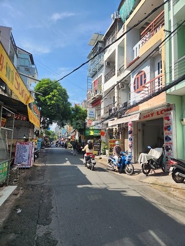 Bán nhà MT đường 27 gần MT Lê Trọng Tấn, đối diện ĐH Công Thương