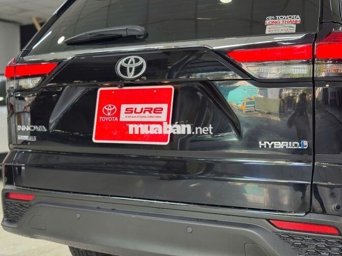Toyota Innova Cross Hybrid 2025 Đen 44.614 Km