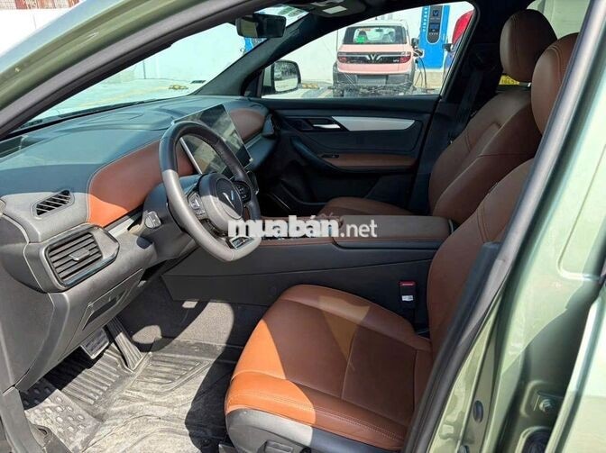 VF8 Full Option 2025 -Odo17.000 Km- Rất Mới - HCM
