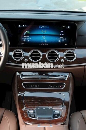 Mercedes E200 Exclusive 2021 Đen 8.000 miles