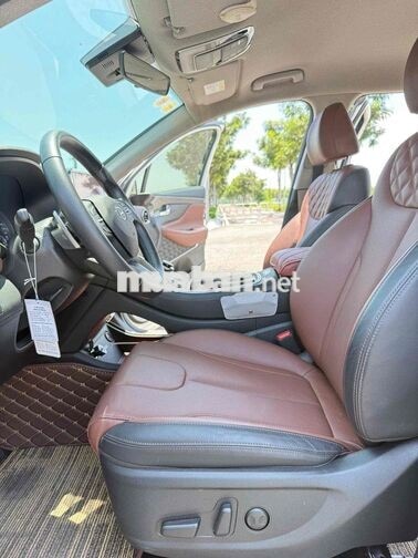 Hyundai Santafe 2022 siêu cọp 1v4 km mới leng keng