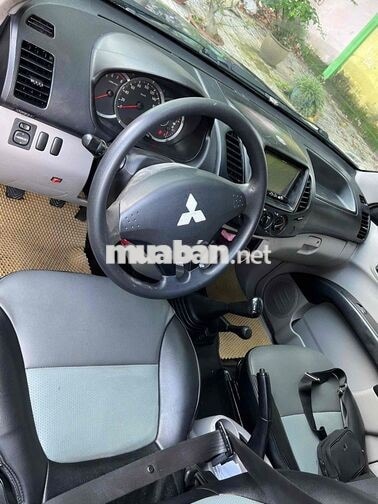 Triton 2011 Số sàn 2 cầu 148tr