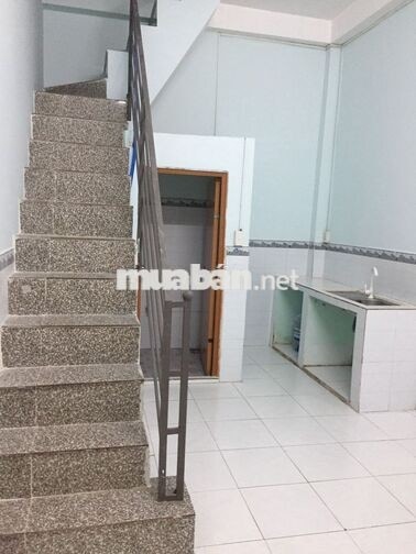 Phòng trọ khép kín, 1 trệt 1 lầu, diện tích sàn 30 m2.