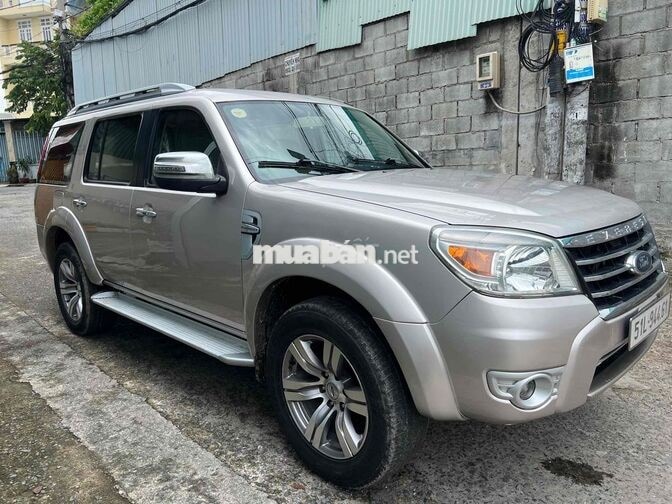 Ford Everest 2009 Vàng cát 7 chỗ