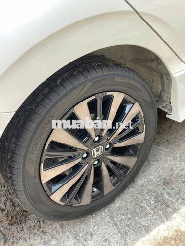 Honda City RS 2023 Sensing 7.400km