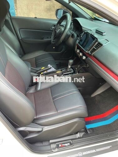 Honda City RS 2023 Sensing 7.400km